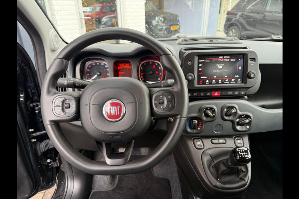 Fiat Panda 1.0 Hybrid Cross 5 persoons