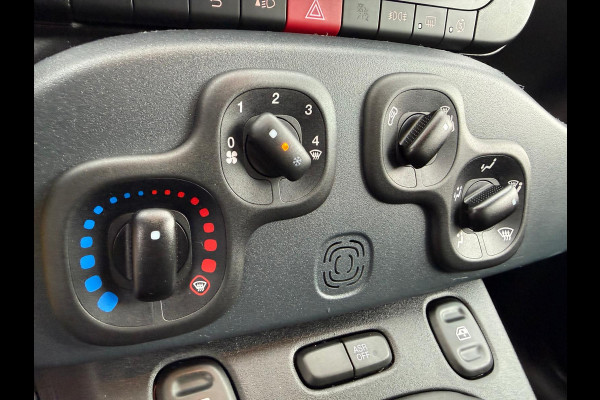 Fiat Panda 1.0 Hybrid Cross 5 persoons