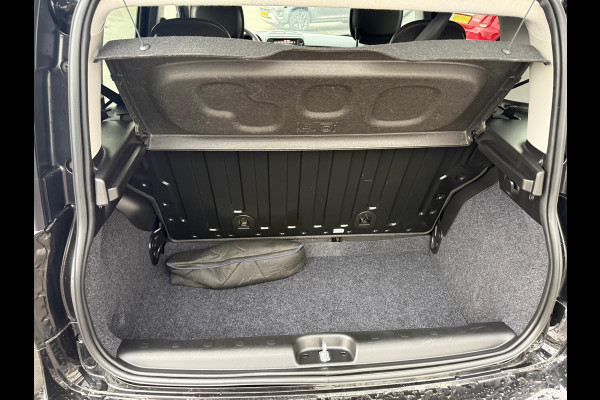 Fiat Panda 1.0 Hybrid Cross 5 persoons