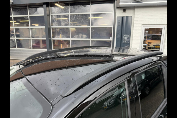 Fiat Panda 1.0 Hybrid Cross 5 persoons