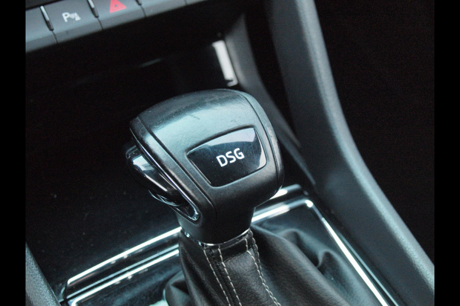 Škoda Kodiaq 1.5 TSI Sportline Business 7p. |  DSG | 7 Persoons | Trekhaak | Camera | Sfeerverlichting |