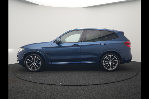 BMW X3 xDrive30e M Sport Plug In Hybrid 293pk Dealer O.H PHEV | Trekhaak Af Fabriek | Adaptive LED | 360 Camera | Head Up | Harman / Kardon | Lederen Sportstoelen Memory & Verwarmd | Blis | Keyless | Navigatie | Cruise Control | Apple Carplay |