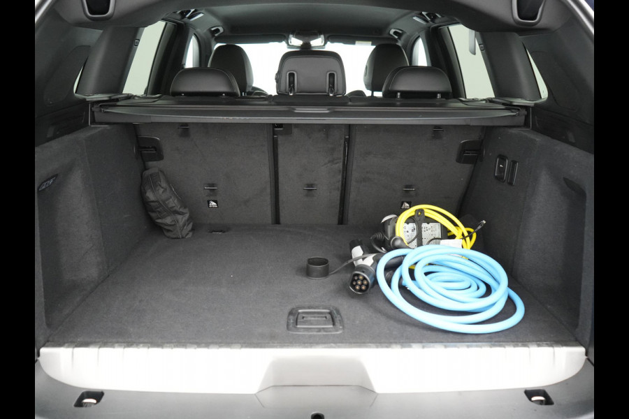 BMW X3 xDrive30e M Sport Plug In Hybrid 293pk Dealer O.H PHEV | Trekhaak Af Fabriek | Adaptive LED | 360 Camera | Head Up | Harman / Kardon | Lederen Sportstoelen Memory & Verwarmd | Blis | Keyless | Navigatie | Cruise Control | Apple Carplay |
