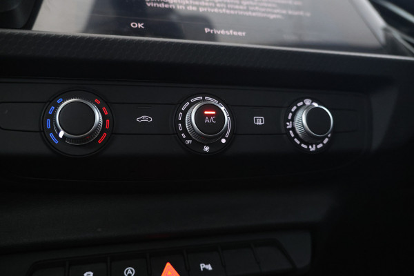 Audi A1 citycarver 25 TFSI Advanced Edition Cruise Control, Airco, Apple Carplay