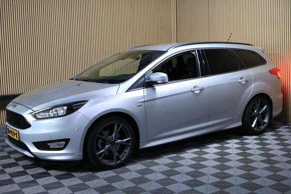 Ford FOCUS Wagon 1.5 ST-Line NAP TRKHK NAVI CAMERA CLIMA PDC PARKAst '18