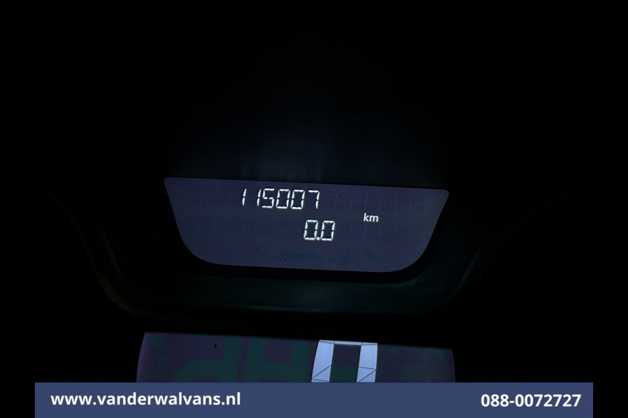 Renault Trafic 2.0 dCi 120pk L2H1 Euro6 Airco | Imperiaal | LED | Cruisecontrol | Trekhaak Parkeersensoren, Bijrijdersbank