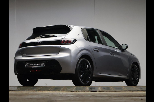 Peugeot 208 1.2 PureTech Sport (APPLE CARPLAY,NAVI,CAMERA,360 VIEW,LED,FLIPPERS,CRUISE,SPORTSTOELEN,NETTE STAAT)