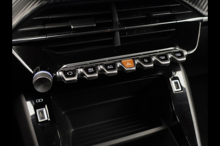 Peugeot 208 1.2 PureTech Sport (APPLE CARPLAY,NAVI,CAMERA,360 VIEW,LED,FLIPPERS,CRUISE,SPORTSTOELEN,NETTE STAAT)