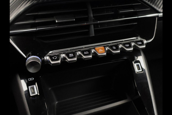 Peugeot 208 1.2 PureTech Sport (APPLE CARPLAY,NAVI,CAMERA,360 VIEW,LED,FLIPPERS,CRUISE,SPORTSTOELEN,NETTE STAAT)