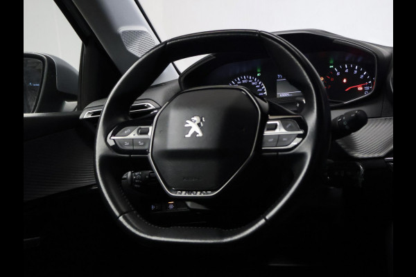 Peugeot 208 1.2 PureTech Sport (APPLE CARPLAY,NAVI,CAMERA,360 VIEW,LED,FLIPPERS,CRUISE,SPORTSTOELEN,NETTE STAAT)