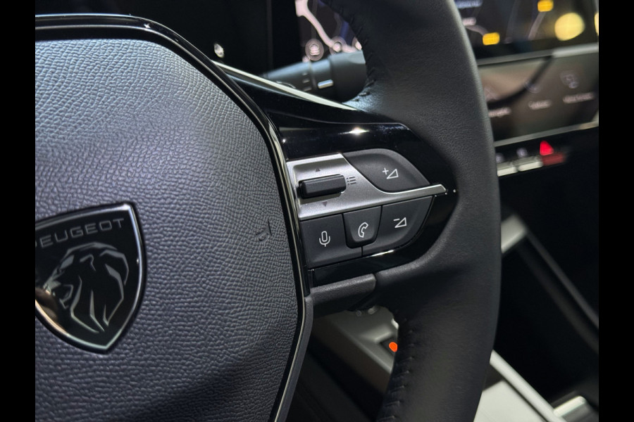 Peugeot 408 BENZINE ALLURE 130 PK XL.NAVI 360.CAMERA LED HALF LEER VIR.COCKPIT