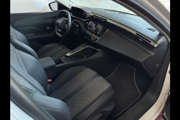 Peugeot 408 BENZINE ALLURE 130 PK XL.NAVI 360.CAMERA LED HALF LEER VIR.COCKPIT