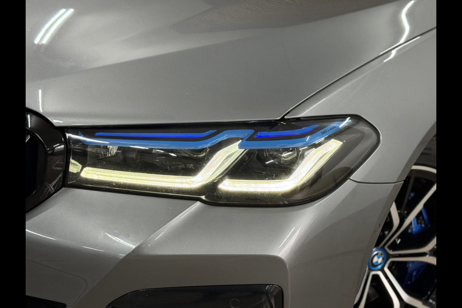 BMW 5 Serie Touring 530e M-Sport Pro xDrive | bomVOL | Pano | H/K Sound | HUD | ACC | Nappa leder | Parkeerassistent+