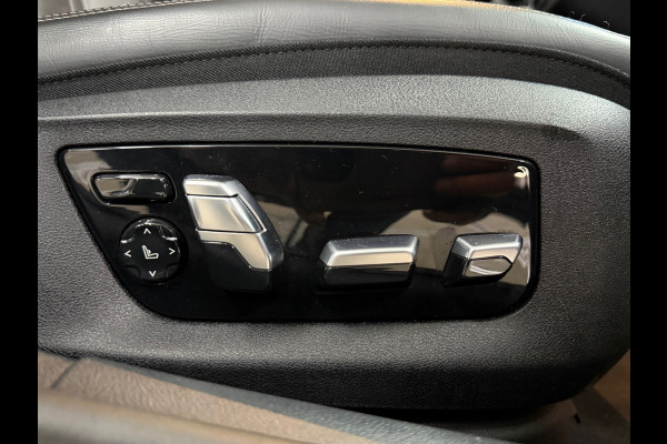 BMW 5 Serie Touring 530e M-Sport Pro xDrive | bomVOL | Pano | H/K Sound | HUD | ACC | Nappa leder | Parkeerassistent+