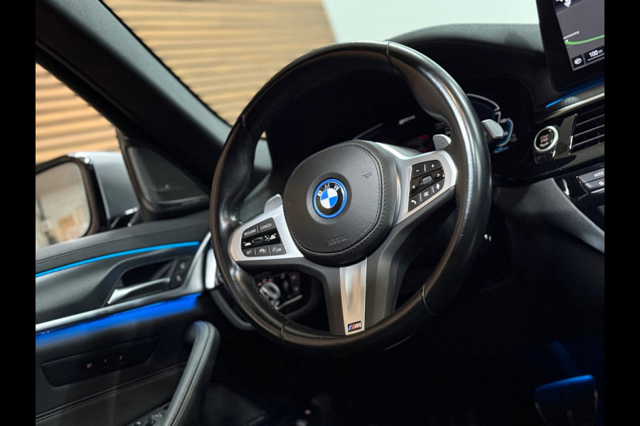 BMW 5 Serie Touring 530e M-Sport Pro xDrive | bomVOL | Pano | H/K Sound | HUD | ACC | Nappa leder | Parkeerassistent+