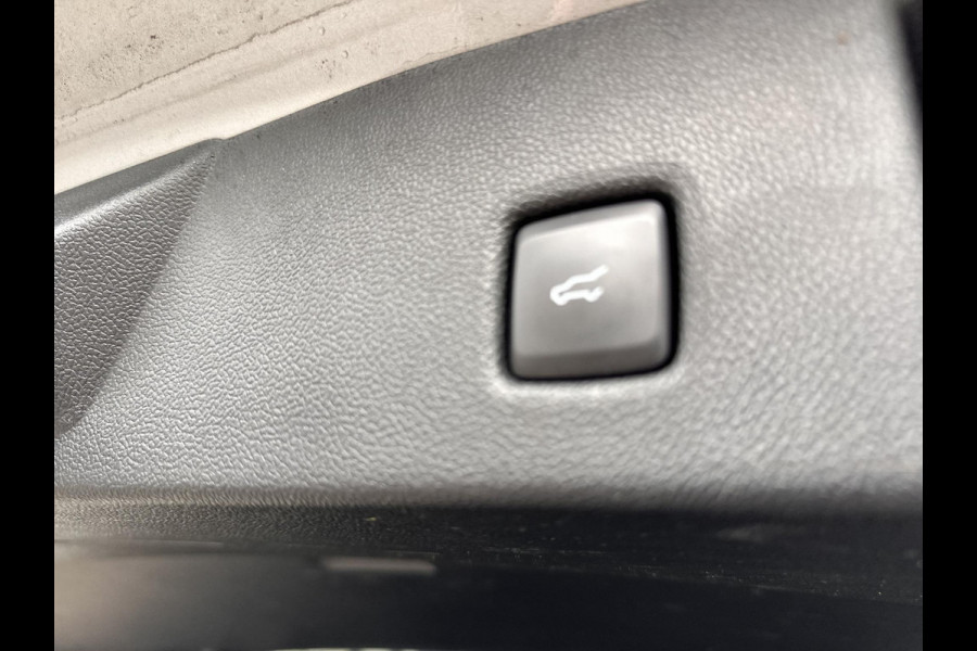 Ford Kuga 2.5 PHEV Titanium | Winter Pack | Technology Pack | Leder-Stof | HUD | Adaptive CC | Navi | 360-Camera |