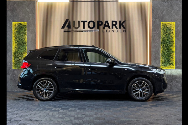 BMW X1 XDrive25e |M-Sport|PANO|HuD|H&K|MEMORY|FABRIEKSGARANTIE|