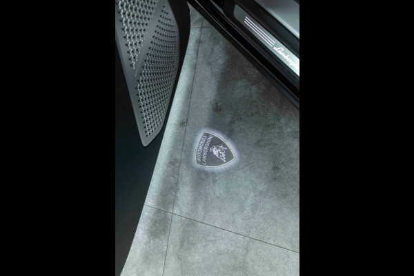 Lamborghini Urus ManSORY |TWOTONE|PANO|B&O|LIMITED