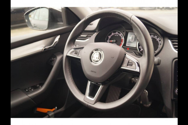 Škoda Octavia Combi 1.0 TSI Ambition Bns -NAVI-PDC-CRUISE-