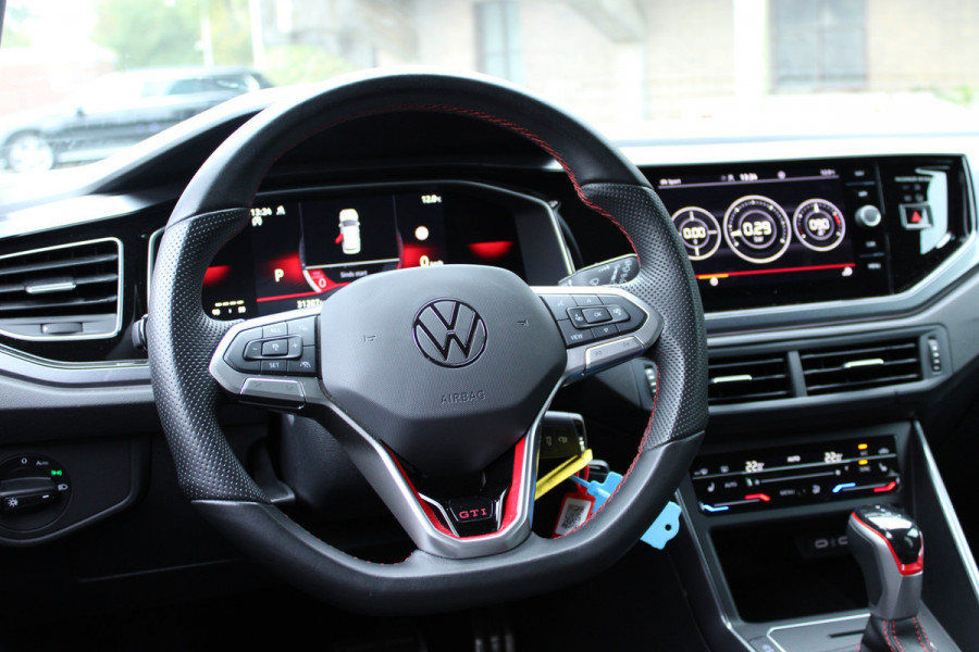 Volkswagen Polo 2.0 TSI GTI TSI 210PK DSG GTI-SPORT LED/CARPLAY/PDC FABRIEKS GARANTIE