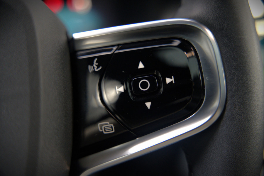 Polestar 2 Long Range Dual Motor Launch Edition 78kWh | Panoramadak | Stoelverwarming | Stuurverwarming | Harman Kardon | Memory Seat | 360 Camera | Keyless | Apple Carplay | Adaptive Cruise Control | BTW | LED |