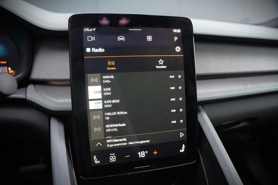 Polestar 2 Long Range Dual Motor Launch Edition 78kWh | Panoramadak | Stoelverwarming | Stuurverwarming | Harman Kardon | Memory Seat | 360 Camera | Keyless | Apple Carplay | Adaptive Cruise Control | BTW | LED |