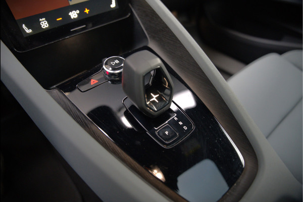 Polestar 2 Long Range Dual Motor Launch Edition 78kWh | Panoramadak | Stoelverwarming | Stuurverwarming | Harman Kardon | Memory Seat | 360 Camera | Keyless | Apple Carplay | Adaptive Cruise Control | BTW | LED |