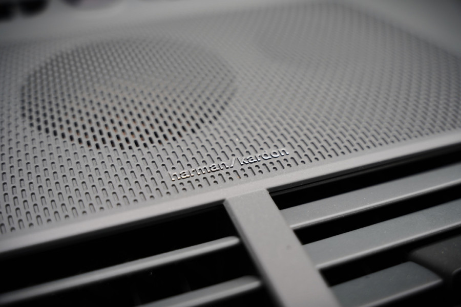 Polestar 2 Long Range Dual Motor Launch Edition 78kWh | Panoramadak | Stoelverwarming | Stuurverwarming | Harman Kardon | Memory Seat | 360 Camera | Keyless | Apple Carplay | Adaptive Cruise Control | BTW | LED |