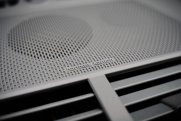 Polestar 2 Long Range Dual Motor Launch Edition 78kWh | Panoramadak | Stoelverwarming | Stuurverwarming | Harman Kardon | Memory Seat | 360 Camera | Keyless | Apple Carplay | Adaptive Cruise Control | BTW | LED |