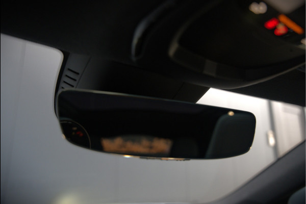 Polestar 2 Long Range Dual Motor Launch Edition 78kWh | Panoramadak | Stoelverwarming | Stuurverwarming | Harman Kardon | Memory Seat | 360 Camera | Keyless | Apple Carplay | Adaptive Cruise Control | BTW | LED |