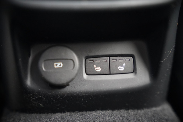 Polestar 2 Long Range Dual Motor Launch Edition 78kWh | Panoramadak | Stoelverwarming | Stuurverwarming | Harman Kardon | Memory Seat | 360 Camera | Keyless | Apple Carplay | Adaptive Cruise Control | BTW | LED |