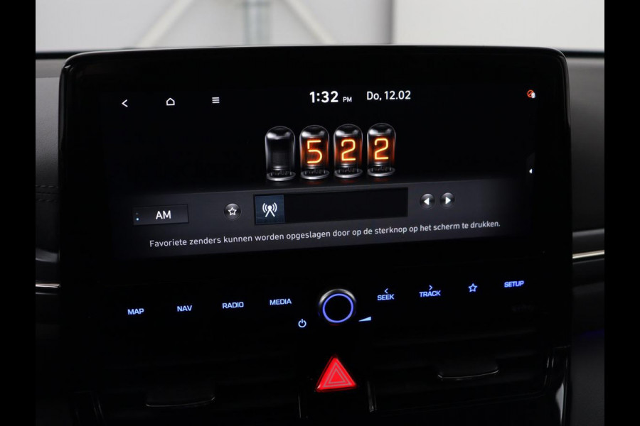 Hyundai IONIQ Comfort EV 38 kWh | SOH 100% | Stoelverwarming | Adaptive cruise | Warmtepomp | Carplay | Camera | Full LED | Keyless | Navigatie | Infinity Sound