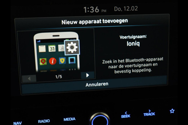 Hyundai IONIQ Comfort EV 38 kWh | SOH 100% | Stoelverwarming | Adaptive cruise | Warmtepomp | Carplay | Camera | Full LED | Keyless | Navigatie | Infinity Sound