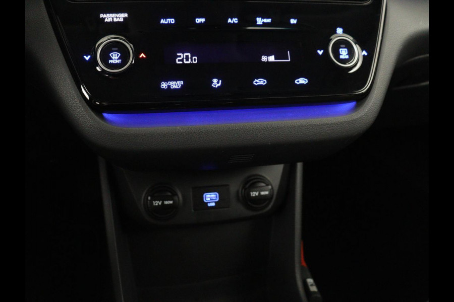 Hyundai IONIQ Comfort EV 38 kWh | SOH 100% | Stoelverwarming | Adaptive cruise | Warmtepomp | Carplay | Camera | Full LED | Keyless | Navigatie | Infinity Sound