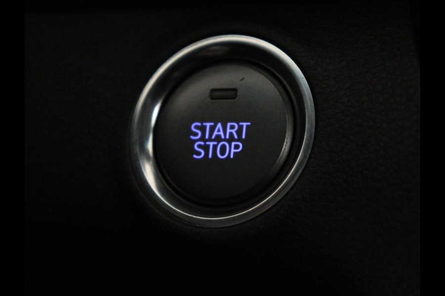 Hyundai IONIQ Comfort EV 38 kWh | SOH 100% | Stoelverwarming | Adaptive cruise | Warmtepomp | Carplay | Camera | Full LED | Keyless | Navigatie | Infinity Sound