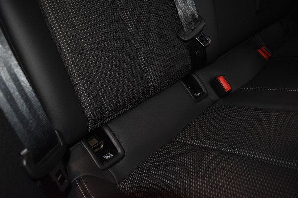 Audi A3 Sportback 45 TFSI e S-edition Competition PANODAK B&O MATRIX VIRTUAL COCKPIT VOL!