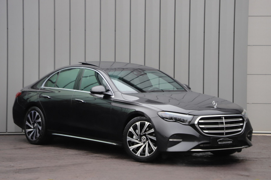 Mercedes-Benz E-Klasse 300e Exclusive Line | 313PK | Hyperscreen | Massage | Achterasbesturing | Luchtvering | Head-up | Burmester 4D | Digital-light |