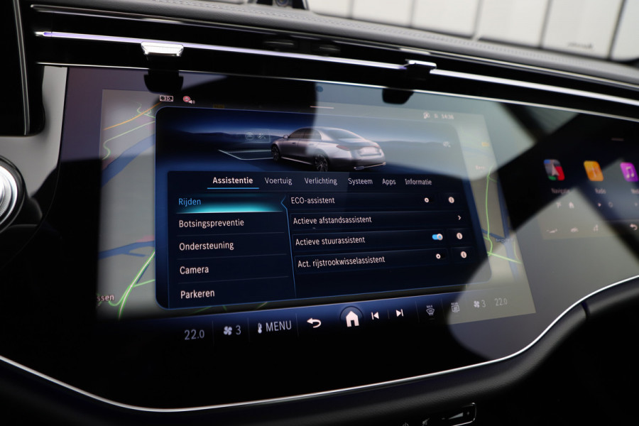 Mercedes-Benz E-Klasse 300e Exclusive Line | 313PK | Hyperscreen | Massage | Achterasbesturing | Luchtvering | Head-up | Burmester 4D | Digital-light |