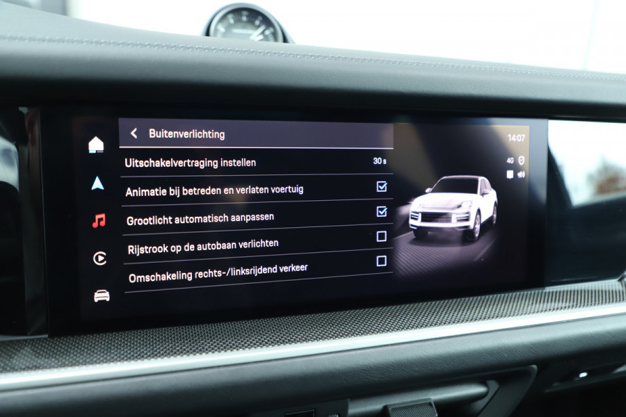 Porsche Cayenne Coupé 3.0 E-Hybrid | 470PK | Achterasbesturing | Sport-design | Luchtvering | Sport-chrono | Matrix-led | Sfeerverlichting | NL-Auto |