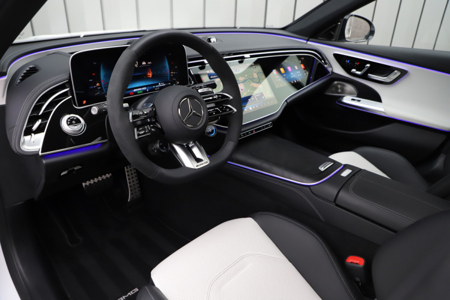 Mercedes-Benz E-Klasse AMG 53 4MATIC+ | 612PK | Achterasbesturing | Hyperscreen | Head-up | Schaalstoelen | Burmester 4D | Sfeerverlichting | 2024.