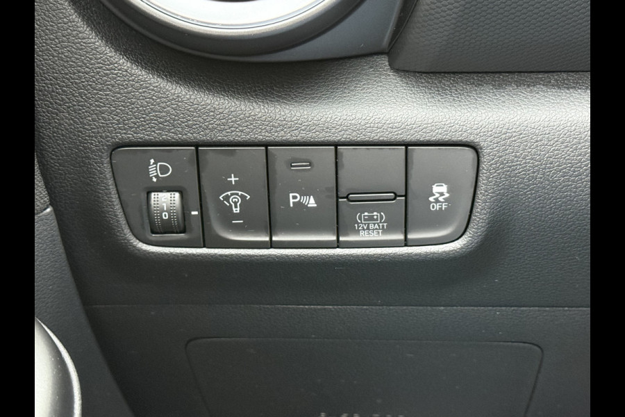 Hyundai Kona 1.6 GDI HEV Fashion | 18 inch | Camera | Winter Pack | Keyless