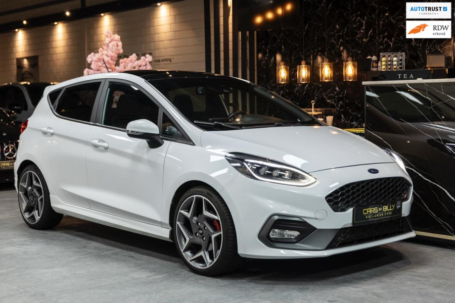 Ford Fiesta 1.5 EcoBoost ST-3 Full|Pano|Cruise|Navi