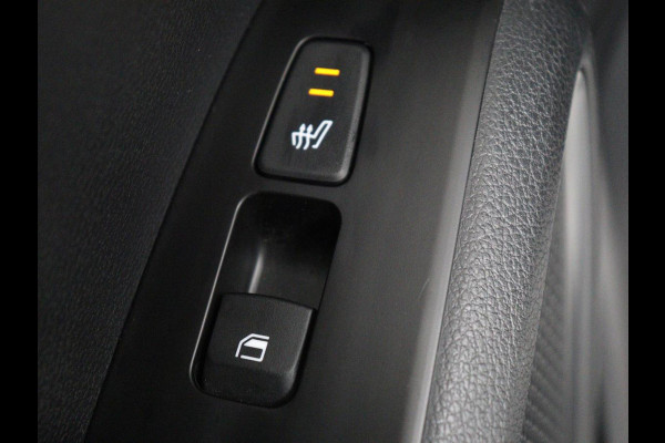Kia e-Soul ExecutiveLine 64 kWh | SOH 100% | 3 Fase | 1e eigenaar | Trekhaak | Wamtepomp | Stoelventilatie | Leder | Adaptive cruise | Harman/Kardon | Camera | Stoelverwarming | Carplay | Navigatie