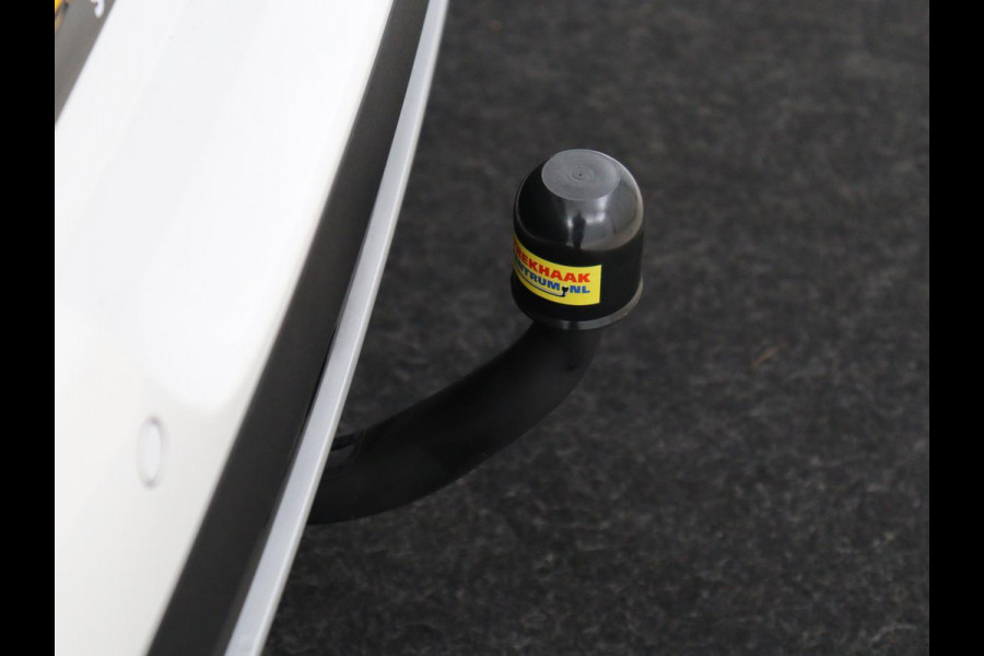 Kia e-Soul ExecutiveLine 64 kWh | SOH 100% | 3 Fase | 1e eigenaar | Trekhaak | Wamtepomp | Stoelventilatie | Leder | Adaptive cruise | Harman/Kardon | Camera | Stoelverwarming | Carplay | Navigatie