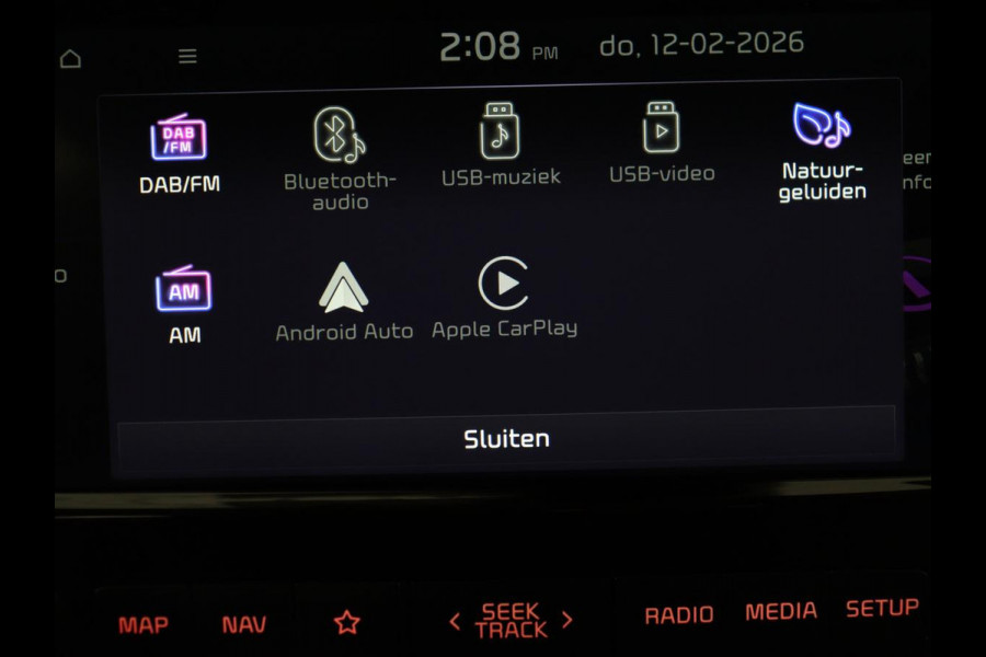 Kia e-Soul ExecutiveLine 64 kWh | SOH 100% | 3 Fase | 1e eigenaar | Trekhaak | Wamtepomp | Stoelventilatie | Leder | Adaptive cruise | Harman/Kardon | Camera | Stoelverwarming | Carplay | Navigatie