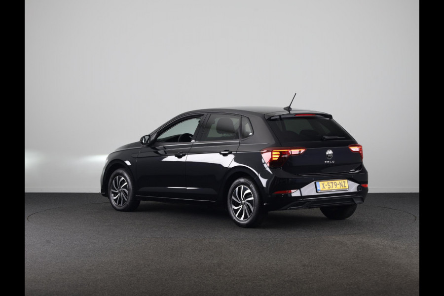 Volkswagen Polo 1.0 TSI Life Business 95 pk Automaat (DSG) | Verlengde garantie | Navigatie | Parkeersensoren | Achteruitrijcamera | Adaptieve cruise control | Stoelverwarming |
