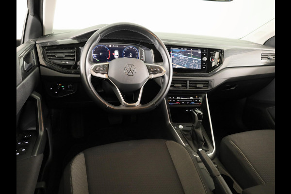 Volkswagen Polo 1.0 TSI Life Business 95 pk Automaat (DSG) | Verlengde garantie | Navigatie | Parkeersensoren | Achteruitrijcamera | Adaptieve cruise control | Stoelverwarming |