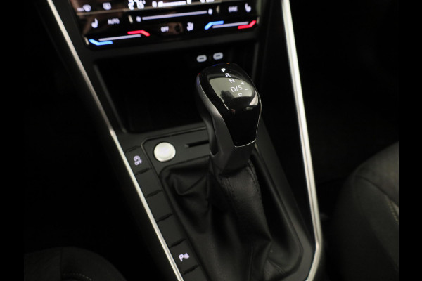 Volkswagen Polo 1.0 TSI Life Business 95 pk Automaat (DSG) | Verlengde garantie | Navigatie | Parkeersensoren | Achteruitrijcamera | Adaptieve cruise control | Stoelverwarming |