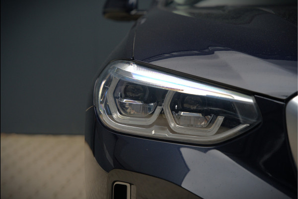 BMW iX3 High Executive 80 kWh | Panoramadak | Keyless | Stoelverwarming | Harman Kardon | Memory Seat | Head-Up Display | 360 Camera | Adaptief Onderstel | Trekhaak | Adaptive LED | Elektrische Stoelen | Apple Carplay |