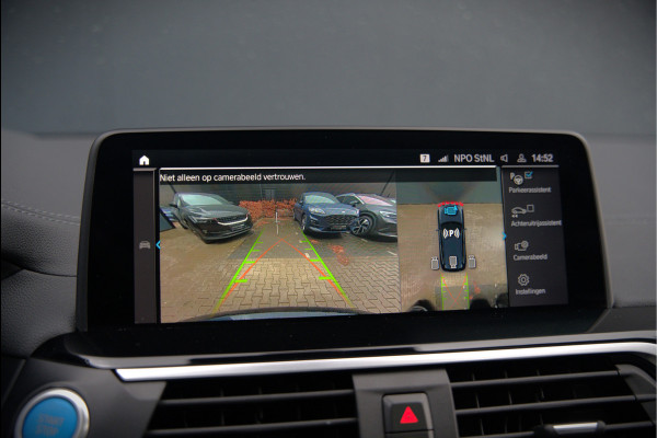 BMW iX3 High Executive 80 kWh | Panoramadak | Keyless | Stoelverwarming | Harman Kardon | Memory Seat | Head-Up Display | 360 Camera | Adaptief Onderstel | Trekhaak | Adaptive LED | Elektrische Stoelen | Apple Carplay |